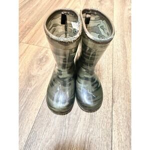 Carter's‎ Bruce Camo Rain Boots Toddler Boys Size 7M Green Camouflage CS22Q09H